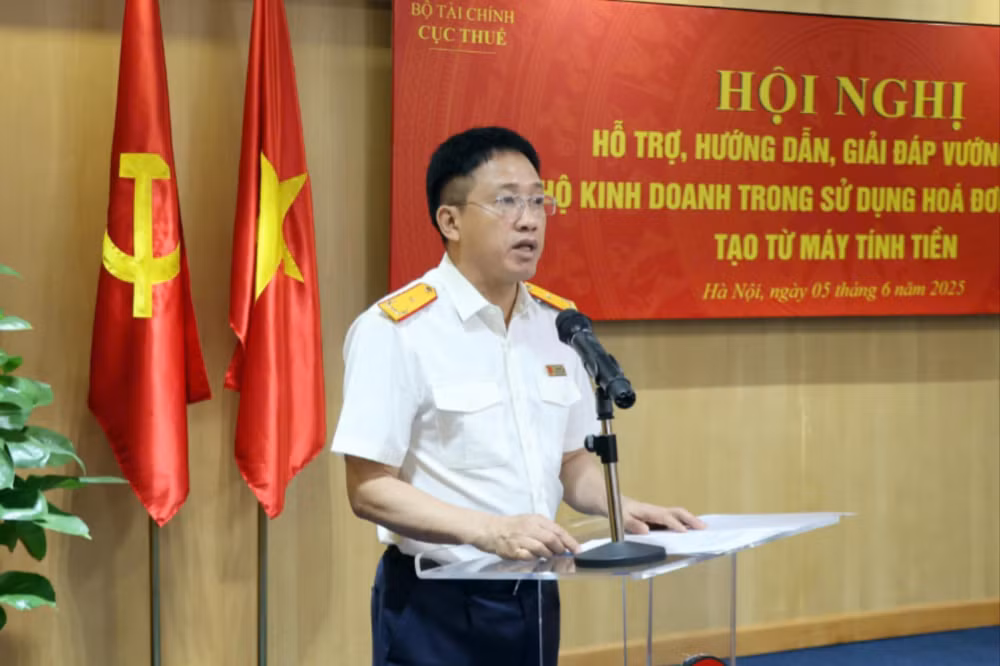 Tích cực hỗ trợ hộ kinh doanh trong việc sử dụng hóa đơn điện tử khởi tạo từ máy tính tiền. 