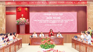 Hội nghị của Tiểu ban Văn kiện Đại hội Đảng bộ thành phố Hà Nội lần thứ 18, nhiệm kỳ 2025-2030 cho ý kiến về việc tiếp thu, hoàn thiện dự thảo Báo cáo chính trị trình Đại hội Đảng bộ thành phố lần thứ 18.