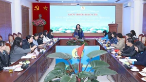 Toàn cảnh hội nghị.