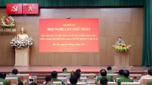 Toàn cảnh hội nghị.