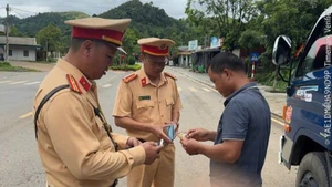 Tổng kiểm soát, xử lý phương tiện kinh doanh vận tải từ ngày 25/7-25/8.