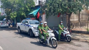 Công an xã Phú Xuân, huyện Nhà Bè, Thành phố Hồ Chí Minh tuần tra, kiểm soát địa bàn. (Ảnh minh họa)