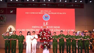 Lễ thông báo quyết định của Bộ trưởng Công an về Công tác cán bộ.