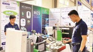 Các công nghệ, giải pháp mới có khả năng giải quyết bài toán khó về giao thông, môi trường... được khuyến khích thông qua hoạt động thử nghiệm có kiểm soát. (Ảnh HÀ NỘI)