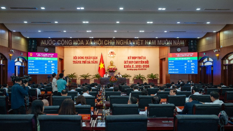 Quang cảnh kỳ họp lần thứ 20 Hội đồng nhân dân thành phố Đà Nẵng.