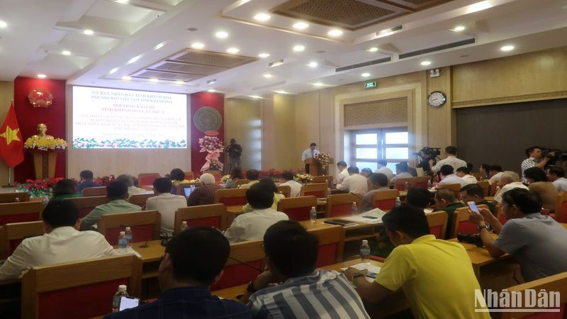 Quang cảnh hội thảo. (Ảnh: PHONG NGUYÊN)