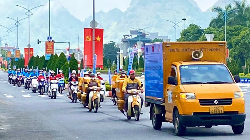 Chuyển biến rõ về phát triển người tham gia trong Tháng bảo hiểm xã hội toàn dân