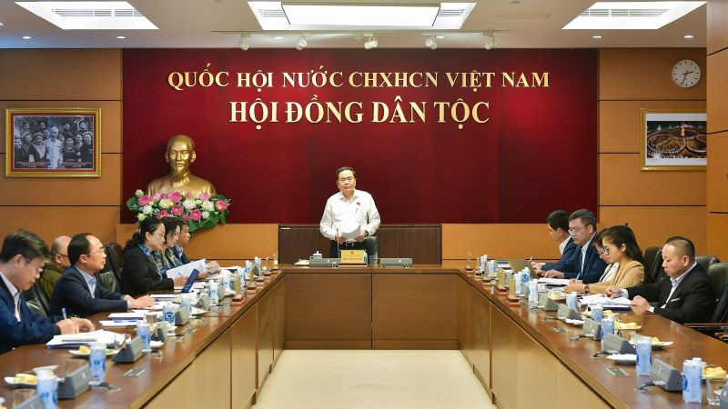 Quang cảnh phiên họp. (Ảnh: Duy Linh)