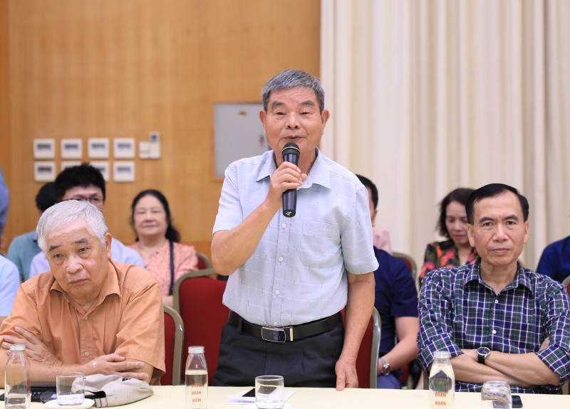 Cử tri quận Hoàn Kiếm tin tưởng thành phố Hà Nội sẽ hoàn thành các chỉ tiêu, kế hoạch của năm 2024 trên mọi lĩnh vực.