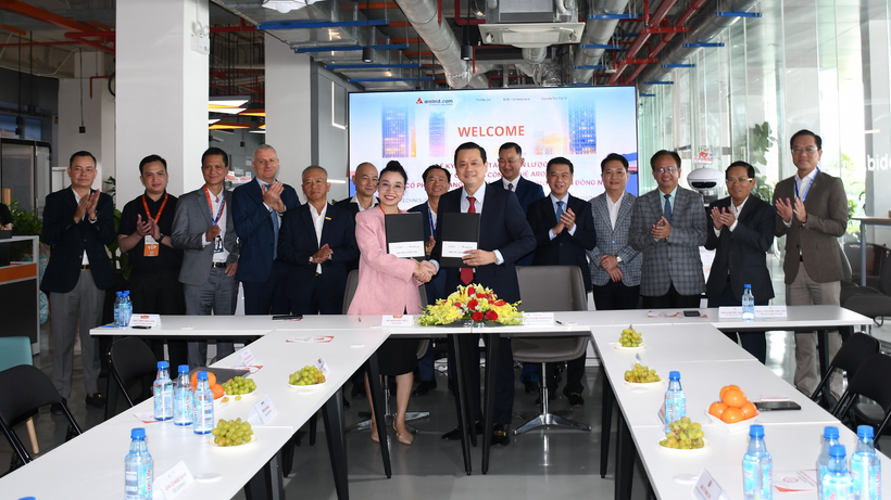 Lễ ký kết thỏa thuận hợp tác chiến lược giữa Arobid và các đối tác tại Thành phố Hồ Chí Minh, diễn ra sáng 27/3.