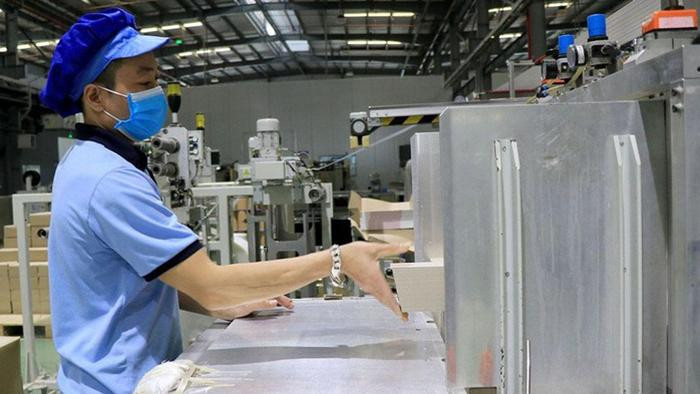 Lao động tại Công ty TNHH In bao bì Yuto Việt Nam, Khu công nghiệp Quế Võ, Bắc Ninh (Ảnh minh họa: Thái Sơn).