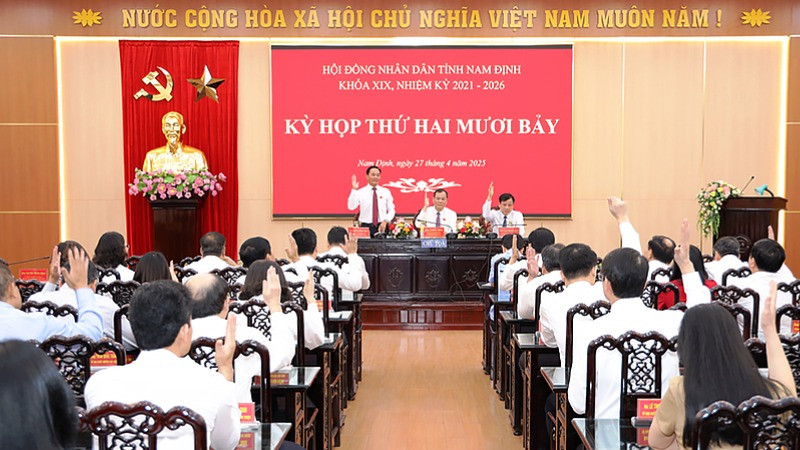 Hội đồng nhân dân tỉnh Nam Định khóa XIX biểu quyết thông qua Nghị quyết tán thành chủ trương hợp nhất tỉnh Hà Nam, tỉnh Ninh Bình và tỉnh Nam Định tại kỳ họp thứ 27.
