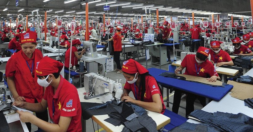 Tập đoàn Dệt may Việt Nam đã chủ động xây dựng một chuỗi cung ứng khép kín từ “sợi - dệt - nhuộm - may mặc”. Nguồn: VINATEX