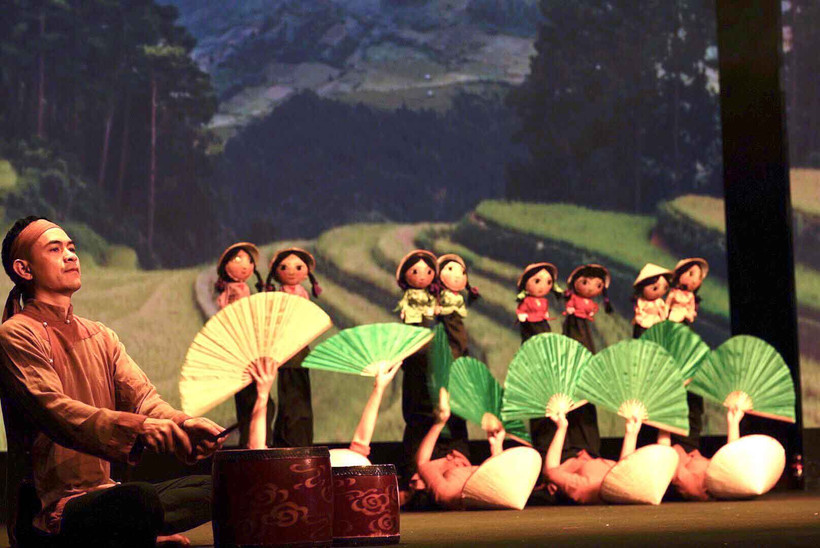 Cảnh trong tiết mục rối “Mơ Rồng”.