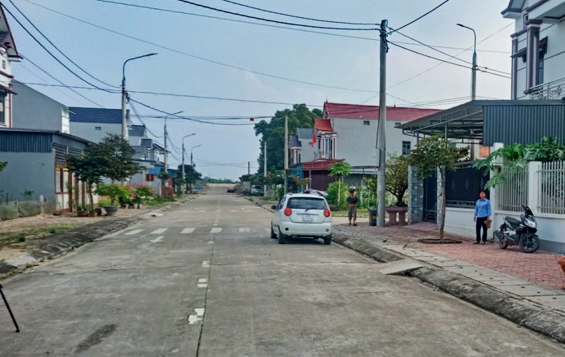 Đến nay mới có 25 trong tổng số 55 hộ sinh sống tại khu tái định cư Tân Phú.