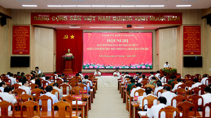 Quang cảnh hội nghị.