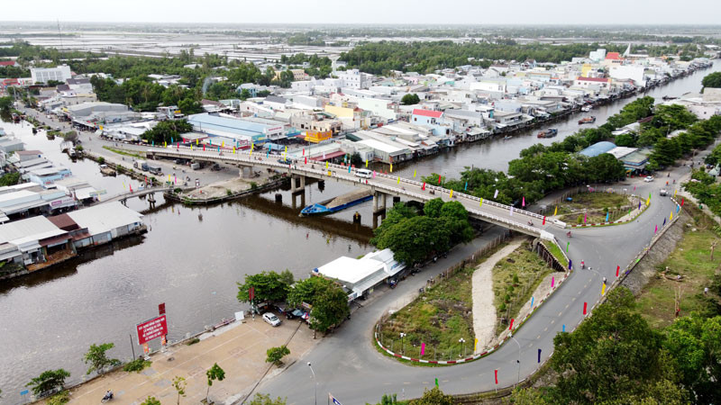 Một góc thị trấn Vĩnh Thuận nhìn từ trên cao. 