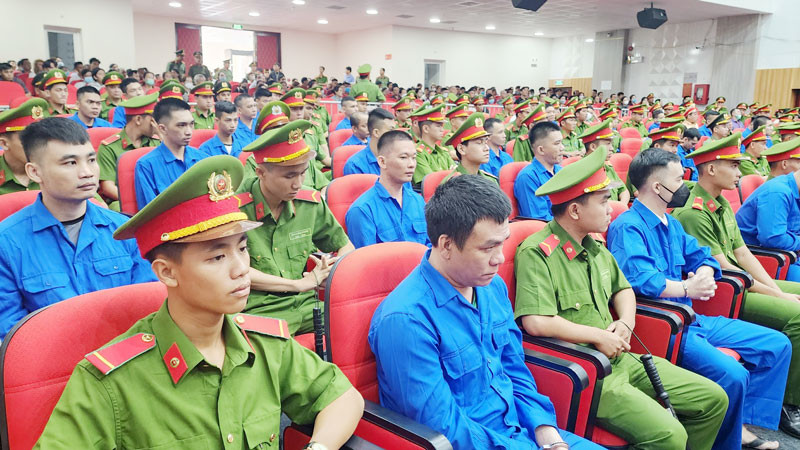 Các bị cáo tại phiên tòa.