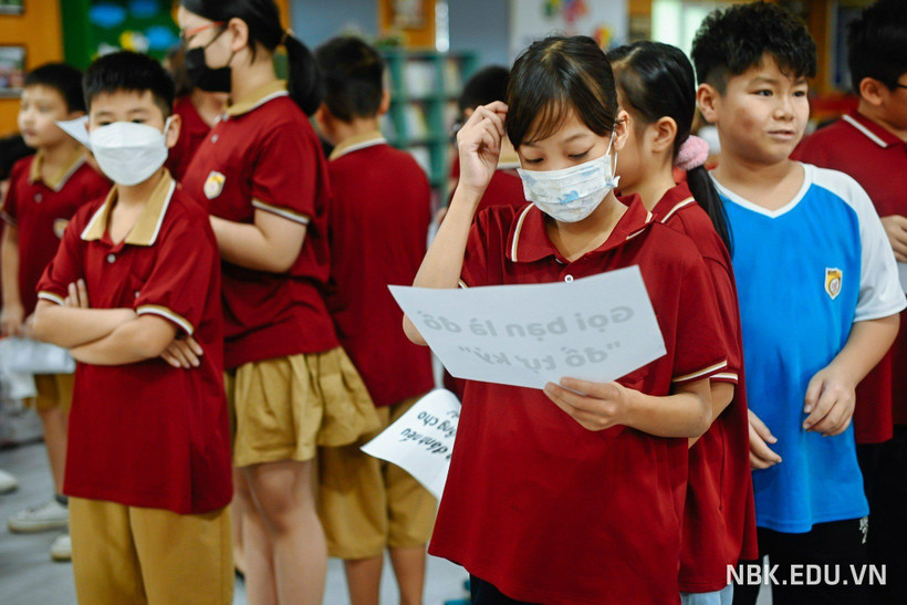 Một buổi sinh hoạt nhóm nhằm giúp học sinh phòng ngừa, nhận diện và có kỹ năng ứng phó với bắt nạt. Nguồn: Hệ thống giáo dục Nguyễn Bỉnh Khiêm