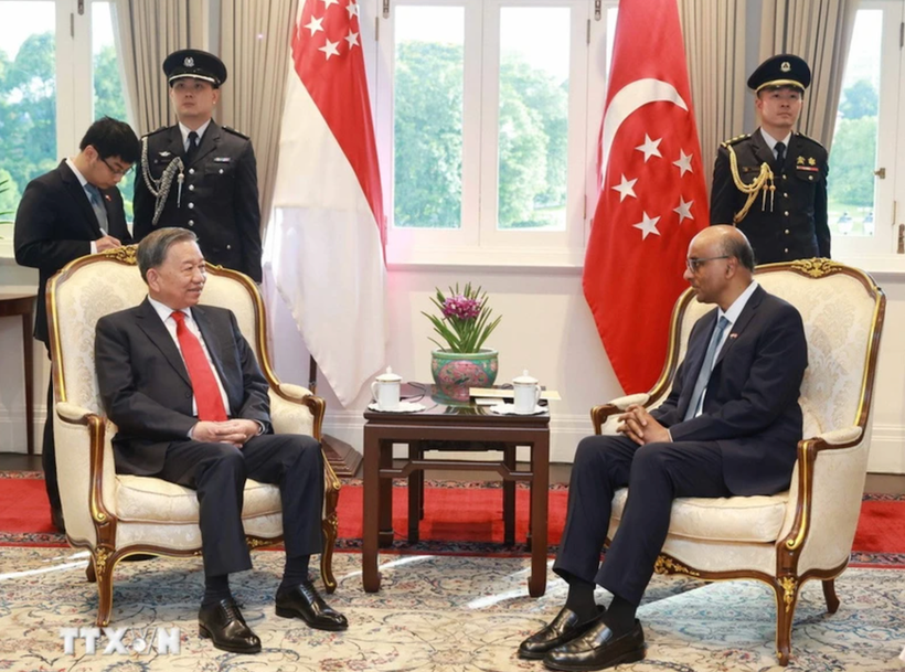 Tổng Bí thư Tô Lâm hội kiến Tổng thống Singapore Tharman Shanmugaratnam. (Ảnh: Thống Nhất/TTXVN)