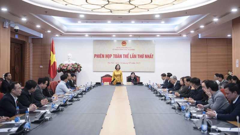 Toàn cảnh phiên họp.