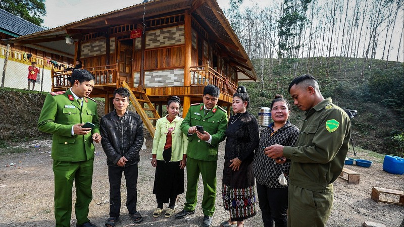 Thực hiện chủ trương sắp xếp, tinh gọn bộ máy theo hai cấp, Công an tỉnh Điện Biên đã hoàn thành giải thể công an 10 huyện, thị xã, thành phố; đồng thời bố trí công an về xã đúng quy định biên chế, tổ chức. 