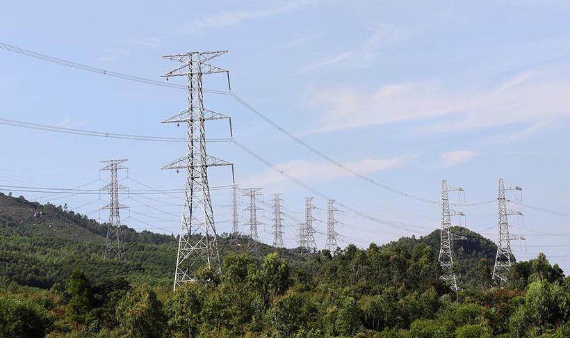 Đóng điện thông tuyến đường dây 500kV mạch 3