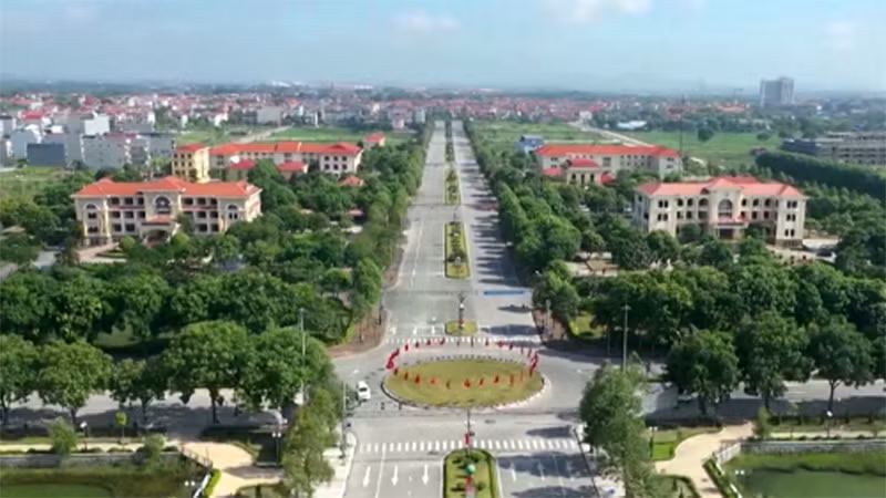 Một góc thị xã Thuận Thành. (Ảnh: THÚY LAN)