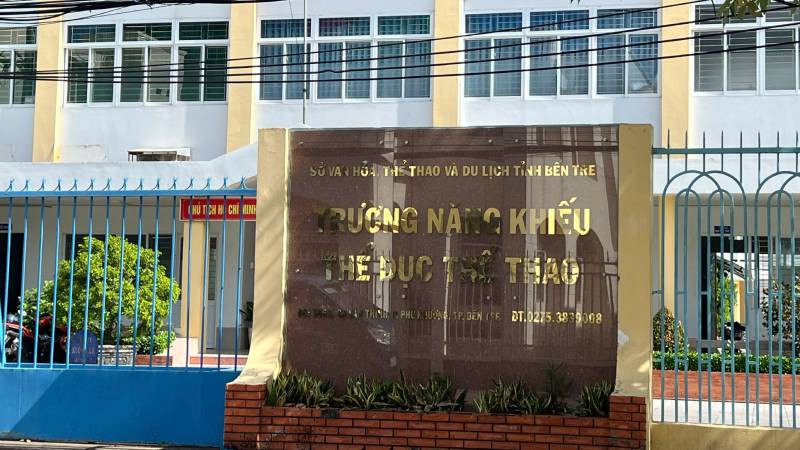 Cơ quan cảnh sát điều tra đã khởi tố, bắt tạm giam 3 bị can trong vụ án xảy ra tại Trường Năng khiếu Thể dục thể thao tỉnh Bến Tre. (Ảnh: HOÀNG TRUNG)