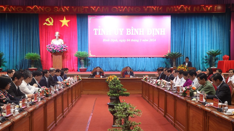 Quang cảnh buổi làm việc.
