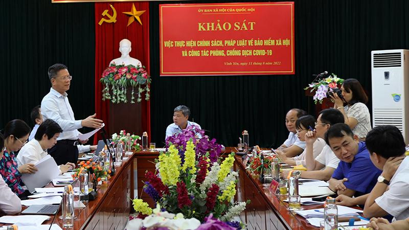 Các đại biểu chia sẻ tại chương trình làm việc với đoàn khảo sát của Ủy ban Xã hội.