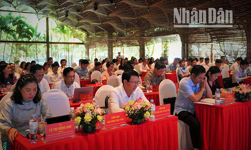 Các đại biểu tham dự hội nghị công bố kết quả Chỉ số năng lực cạnh tranh cấp sở, ngành và cấp huyện, thị xã, thành phố của tỉnh Sơn La năm 2024.