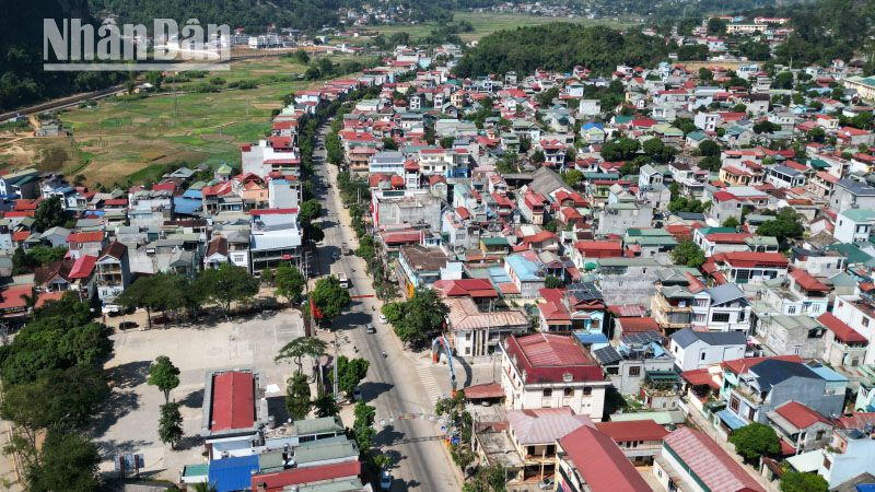 Một góc thị trấn Thuận Châu, huyện Thuận Châu.