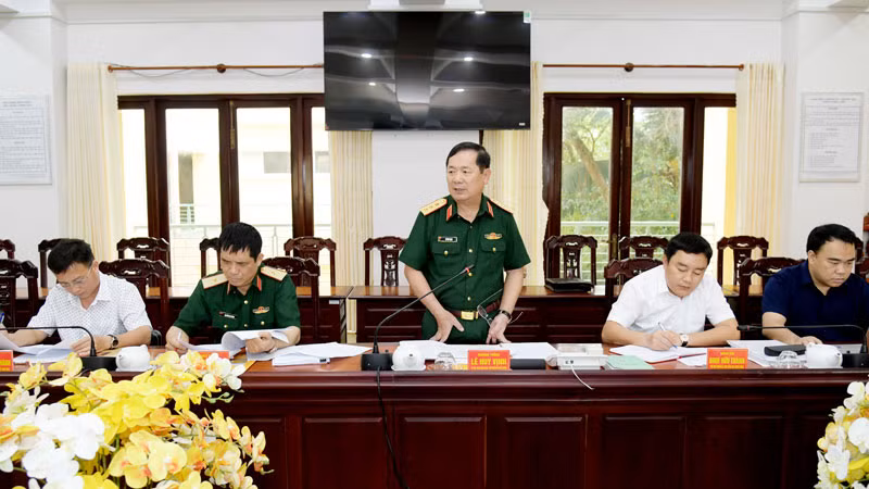 Đoàn Kiểm tra số 1924 của Bộ Chính trị, Ban Bí thư làm việc với Ban Thường vụ Đảng ủy Quân sự tỉnh Kiên Giang. (Ảnh: PHƯƠNG VŨ).