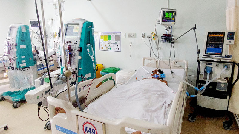 2 trong số 3 bệnh nhân nhập viện do ngộ độc rượu có chứa methanol ở Kiên Giang đã tử vong.
