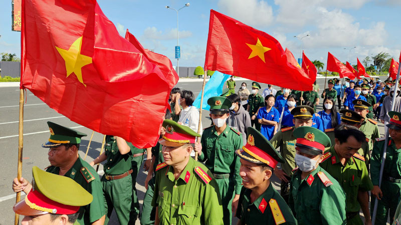 Lực lượng vũ trang, đoàn viên thanh niên tỉnh Kiên Giang diễu hành hưởng ứng Tháng hành động phòng, chống ma túy, Ngày Quốc tế phòng, chống ma túy và Ngày toàn dân phòng, chống ma túy (26/6) năm 2023. 