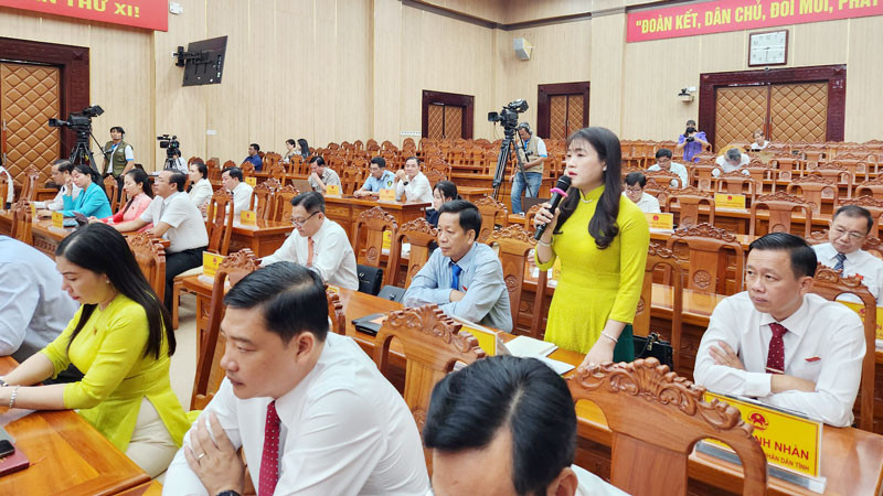 Đại biểu chất vấn Giám đốc Công an tỉnh Kiên Giang.