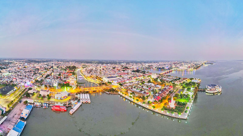 Một góc thành phố Rạch Giá nhìn từ trên cao.