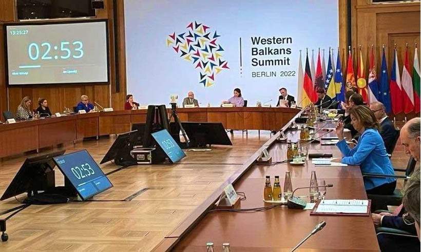 Sáu nước và vùng lãnh thổ Tây Balkan nhất trí miễn thị thực đi lại. (Ảnh REUTERS)
