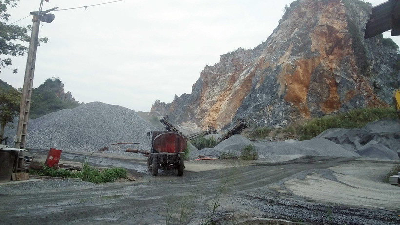 Mỏ đá Núi Chuông ở xã Yên Lạc, huyện Phú Lương phải tạm dừng hoạt động vì không có vật liệu nổ công nghiệp.
