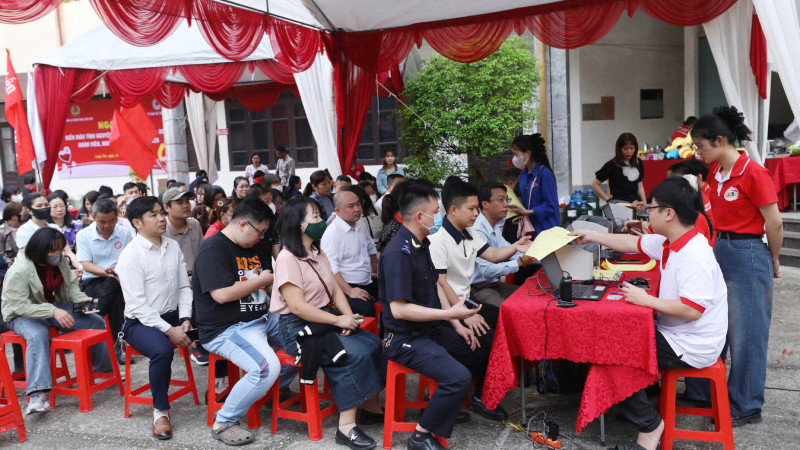 "Ngày hội hiến máu tình nguyện” năm 2025 tại Trường cao đẳng Y tế Lạng Sơn.