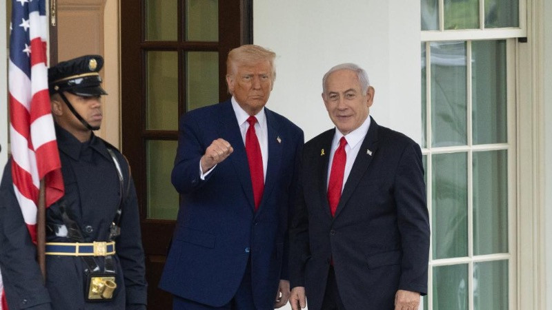 Tổng thống Mỹ Donald Trump chào đón Thủ tướng Israel Benjamin Netanyahu tại Nhà Trắng ở Washington D.C. ngày 7/4/2025. (Ảnh: Tân Hoa xã)