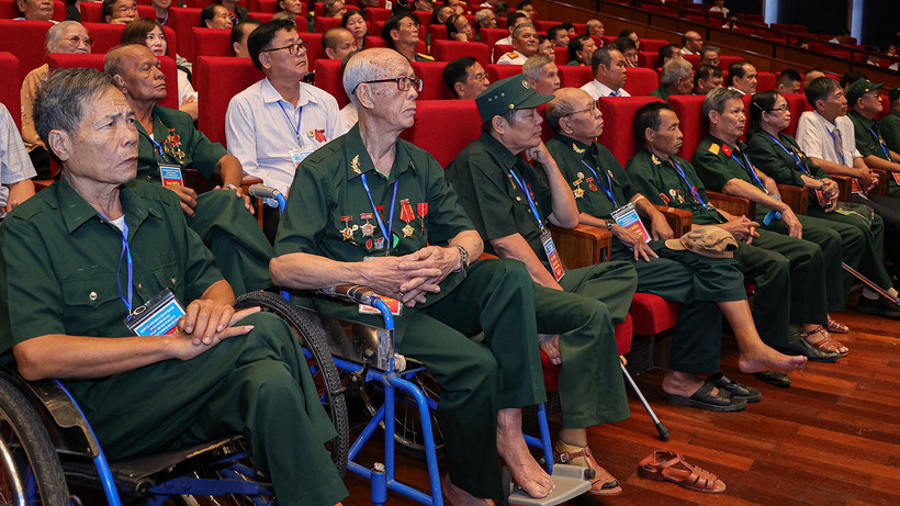 Các đại biểu dự Hội nghị tri ân người có công với cách mạng năm 2024. (Ảnh: THỦY NGUYÊN)