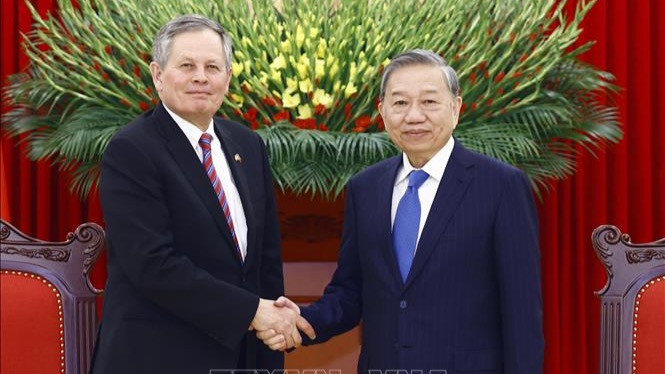 Tổng Bí thư Tô Lâm tiếp Thượng nghị sĩ Hoa Kỳ Steven David Daines. (Ảnh: TTXVN)