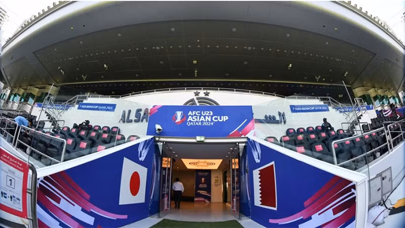 Thắng U23 Qatar 4-2, U23 Nhật Bản là đội đầu tiên vào bán kết 