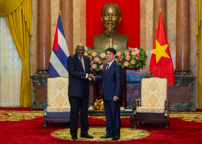 Chủ tịch nước Lương Cường tiếp Chủ tịch Quốc hội Cuba Esteban Lazo Hernandez.
