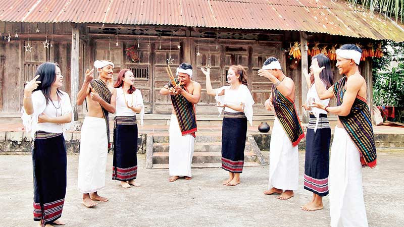 Vũ điệu Đămtơra kết nối của người Chu Ru.