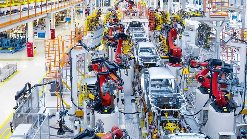 Dây chuyền sản xuất xe hơi tại Nhật Bản. (Ảnh ET AUTO)