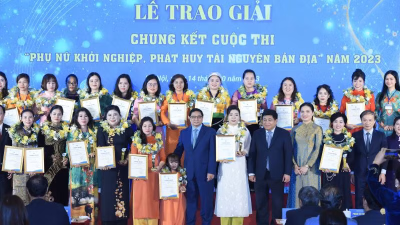 Lễ trao giải Chung kết toàn quốc cuộc thi “Phụ nữ khởi nghiệp, phát huy tài nguyên bản địa” năm 2023. 