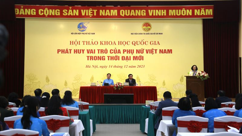 Quang cảnh hội thảo. 